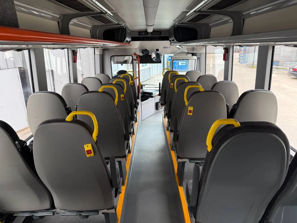 Volvo 2017 - 8900. 12,2m. 29 Units! Bild 18