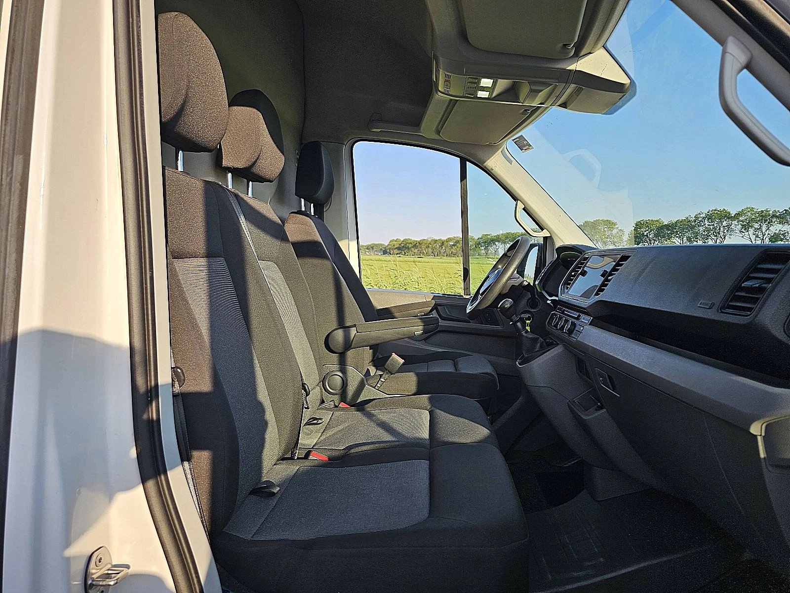 Volkswagen Crafter 2024 - 35 2.0 obrázek 7