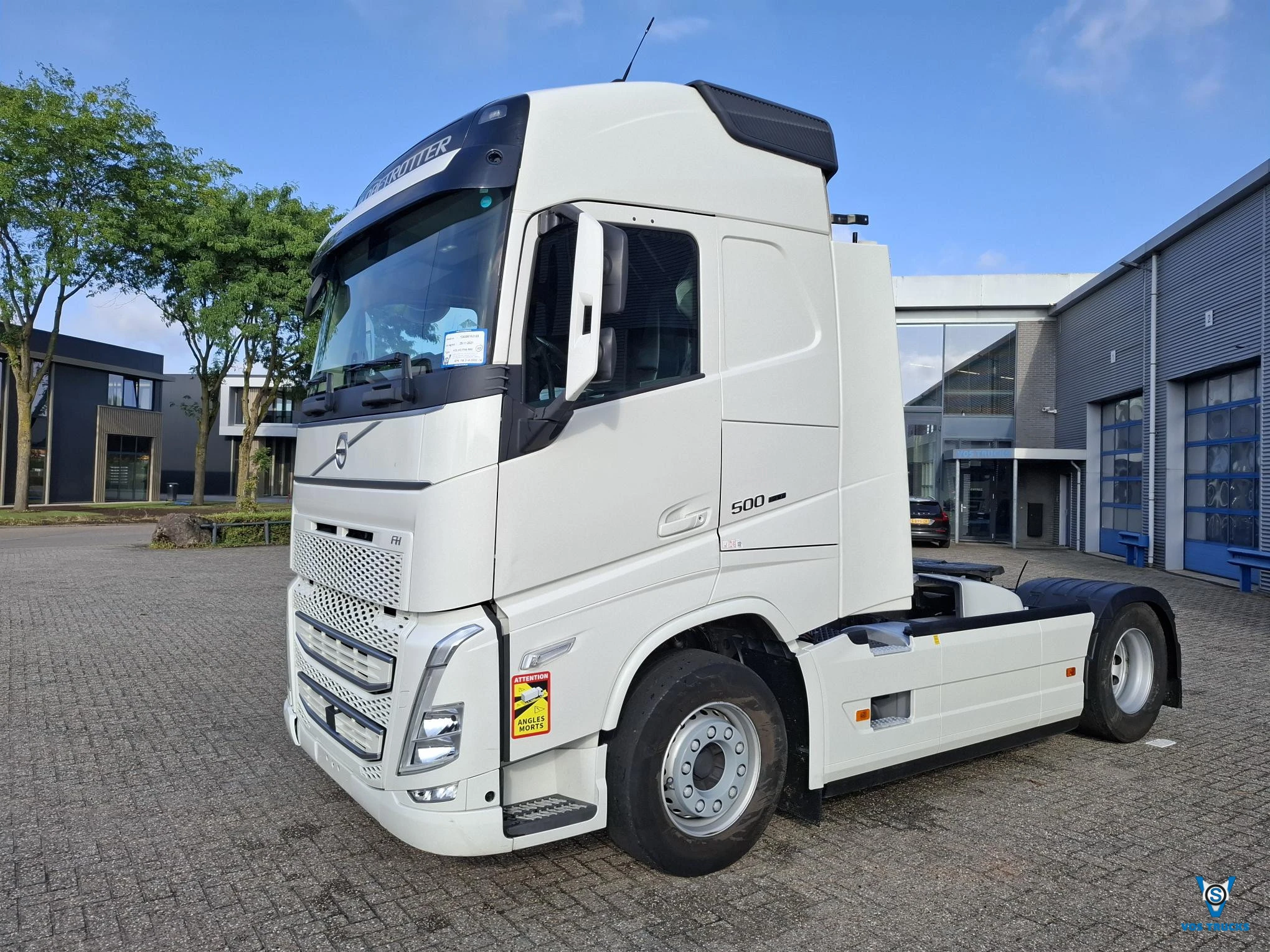 Volvo FH 2021 - FH5-500 / VEB+ / 643307 KM / I-PARKCOOL / NA CHASSIS / DOUBLE TANK / FULL-SPOILER / 2XBED / FRIDGE / LWDS / AUTOMATIC / EURO-6 / 2021 afbeelding 1