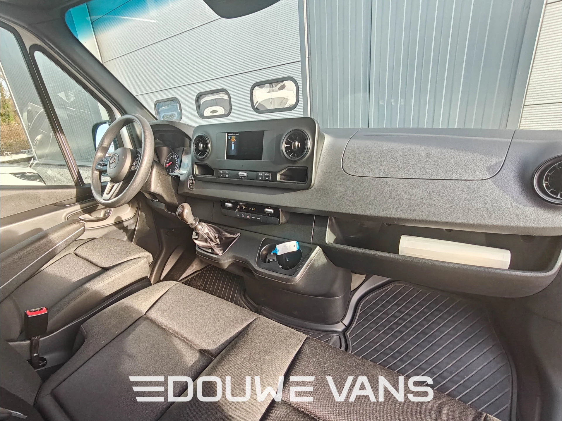 Mercedes-Benz Sprinter 2022 - L3 317 Airco Cruise Control DAB MBUX Navi afbeelding 9