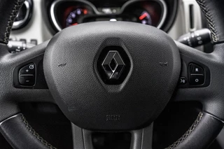 Renault Trafic 2018 - Passenger **1.6 dCi 9-Pers L2H1 | Incl. BPM, BTW vrij | R-Link | Navi | A/C | Cruise | PDC | MF Stuur | Start / Stop** bild 14