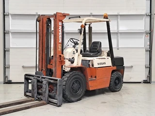 Nissan - YF03A33TU te koop