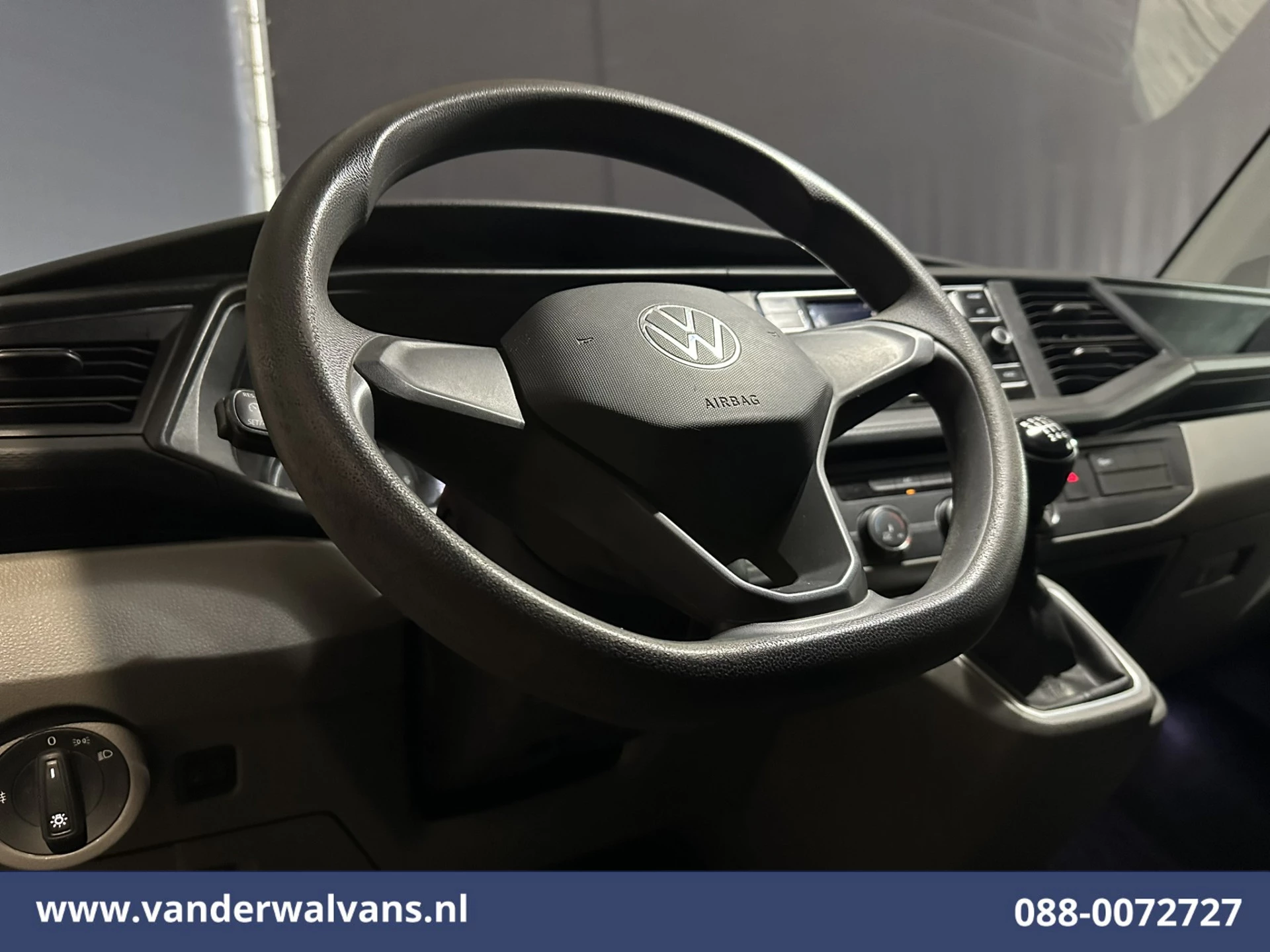 Volkswagen Transporter 2021 - 2.0 TDI L1H1 Euro6 Airco | Apple Carplay | Cruisecontrol | LM-velgen | Trekhaak | Parkeersensoren obrázek 13