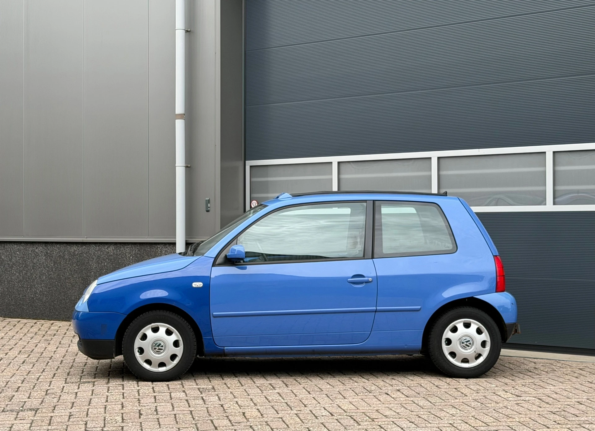 Volkswagen Lupo 2001 - 1.4-16V Trendline bj.2001 Opendak|Stuur bekr|nap. afbeelding 2