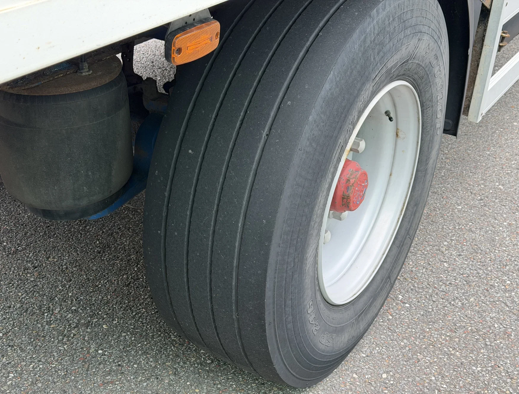 Pacton 2008 - HEIWO ISOLATED BOX STEERING AXLE DRUM BRAKES TAIL LIFT HOLLAND-TRAILER image 11