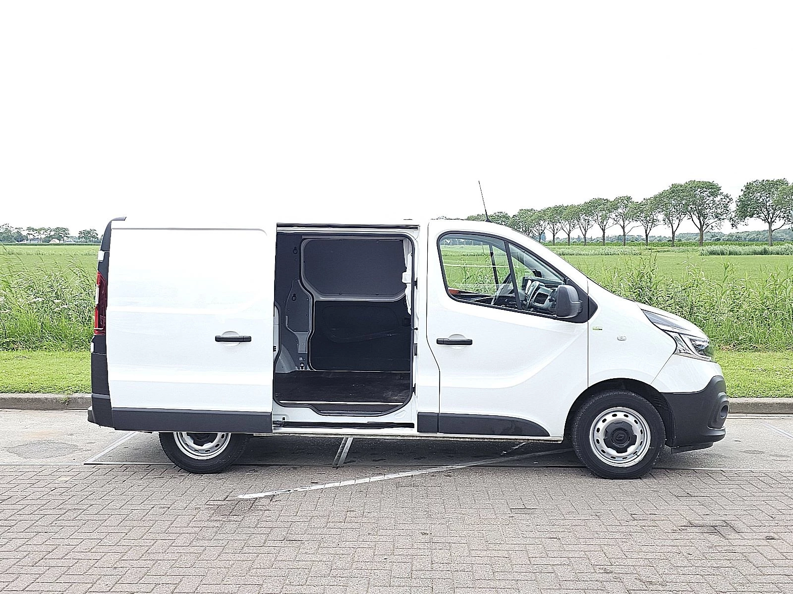 Renault Trafic 2021 - 2.0 DCI image 17