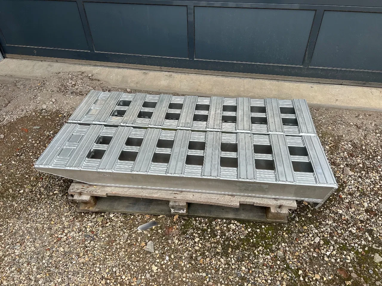 ALU - Oprijplaten 158 x 39 cm 20.000 kg O steun dik 19 cm Bild 1