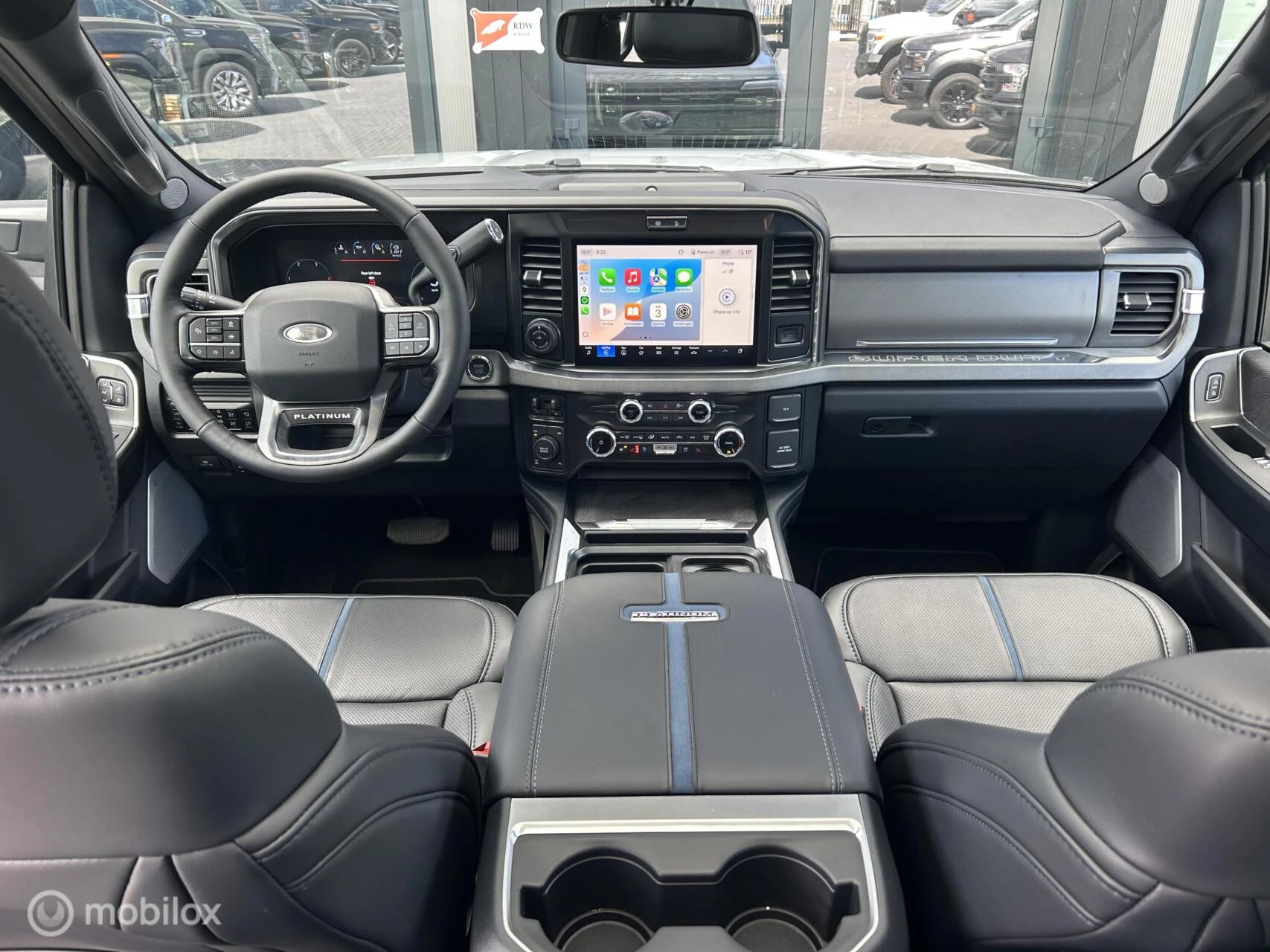 Ford F-250 2026 - USA 6.7 V8 Platinum Tremor obrázek 32