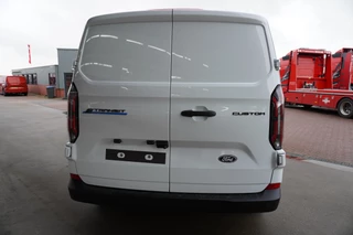 Ford E-Transit 2025 - Cust. 340 L2H1 136PK Trend 65 kWh Elektrisch image 6