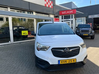 Opel Combo 2023 - 1.5 BlueHDi 100 S&S L1 immagine 3