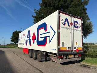 Schmitz Cargobull SKO 24 2007 afbeelding 2 miniatuur