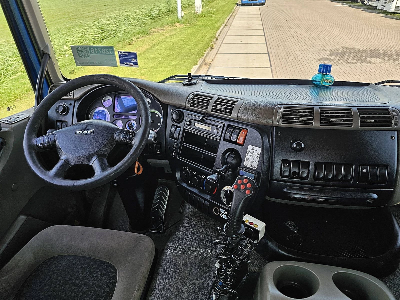 DAF 2009 - CF 85.360 obrázek 8