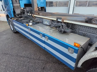 Volvo FH 2019 - 470 VDL hooklift New APK / TUV imagem 8