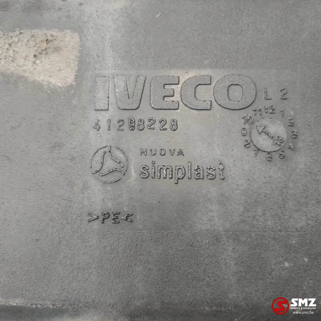 Iveco 2014 - Occ AdBluetank 62L + AdBlueniveauensor Iveco obrázek 7