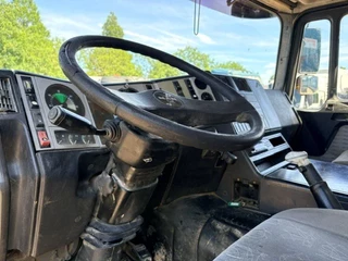 MAN 35 1997 - .403DF 8x4 MEILLER KIPPER (EURO2 / ZF16 MANUAL GEARBOX / FULL STEEL SUSPENSION / 13.000 KG. REDUCTION AXLES / ETC.) zdjecie 12