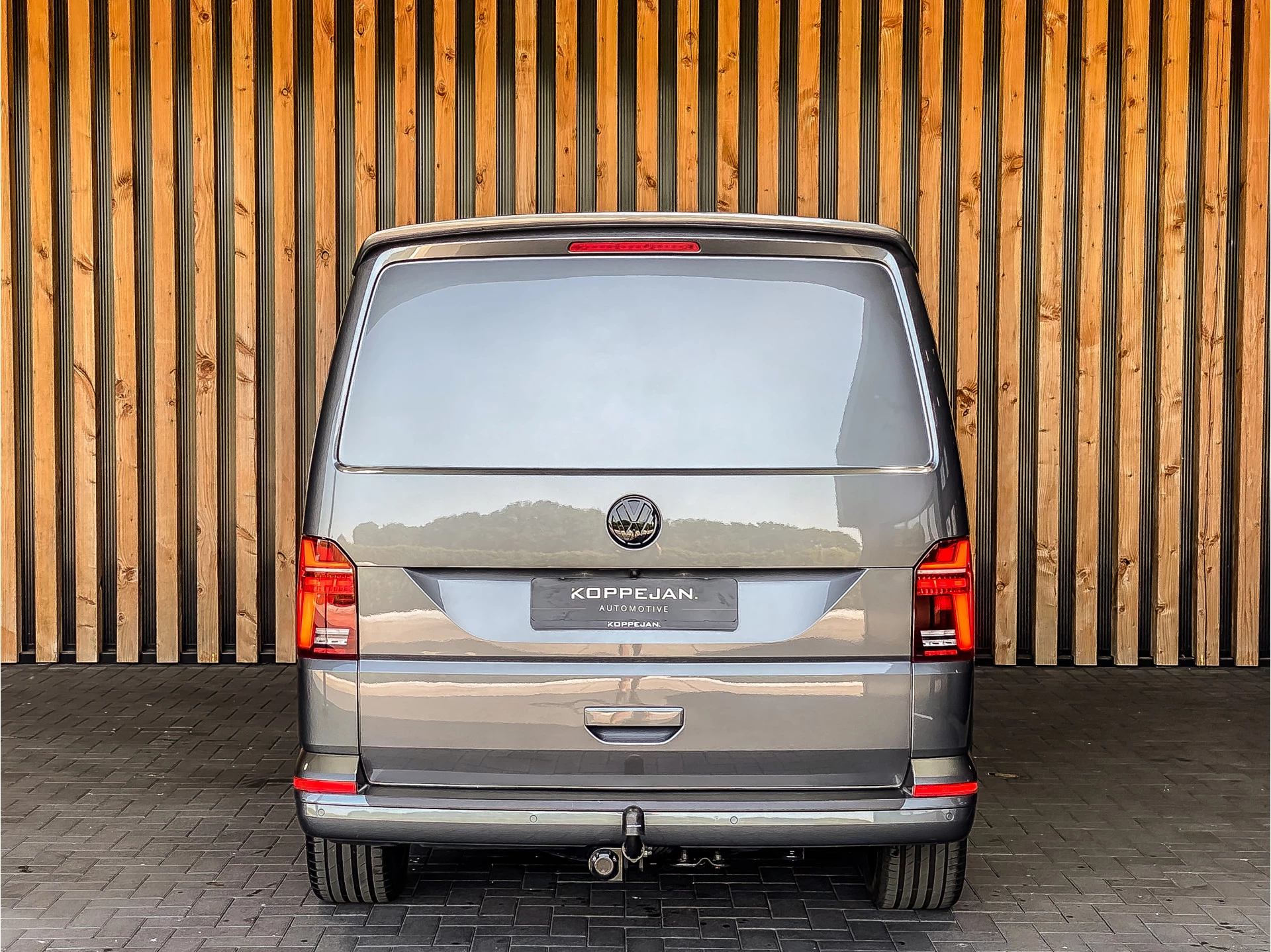 Volkswagen Transporter 2022 - 2.0 TDI 150PK DSG L2H1 Bestelwagen image 24