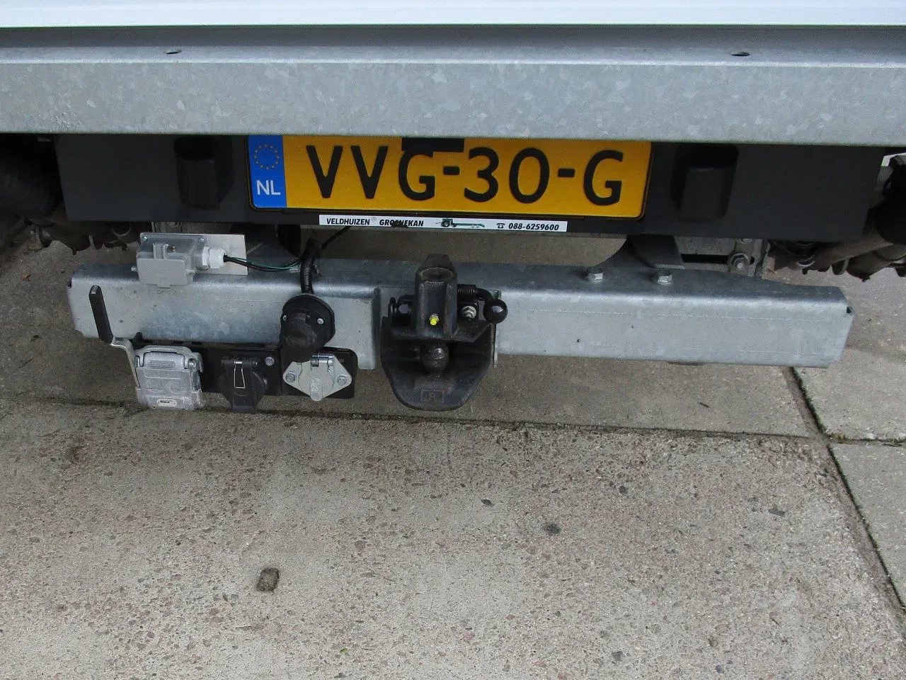 Ford Transit 2023 - bakwagen 5,0 m. (luchtremsysteem/vangmuil) + Gesloten schamel aanhangwagen 8,5 m. immagine 13