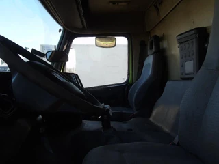 Volvo FM 12.340 2000 - N/A imagem 28