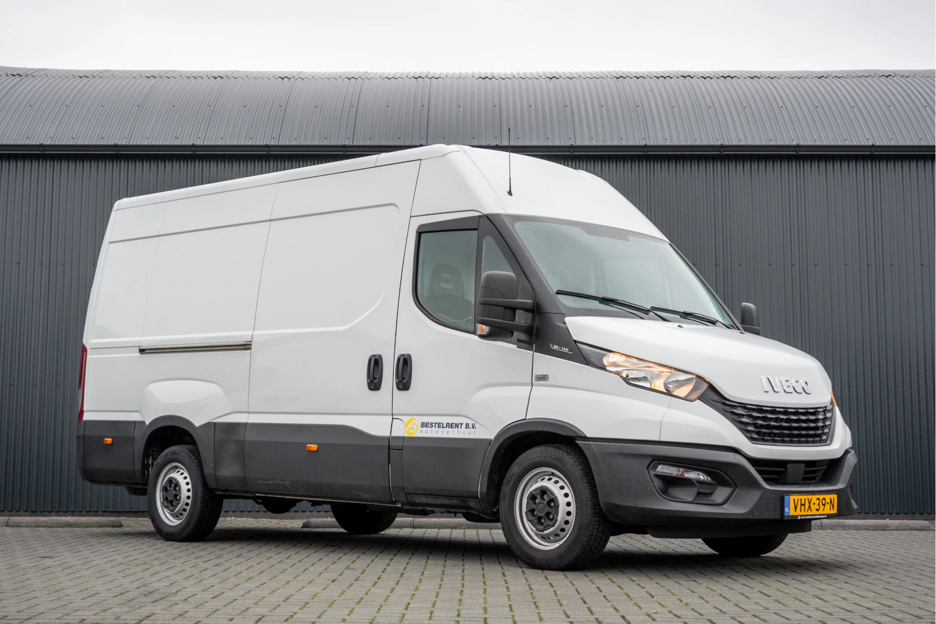 Iveco Daily 2021 - 35S14V 2.3 L2H2 | 136 PK | Cruise | Airco | 3500 KG Trekgewicht obrázek 4
