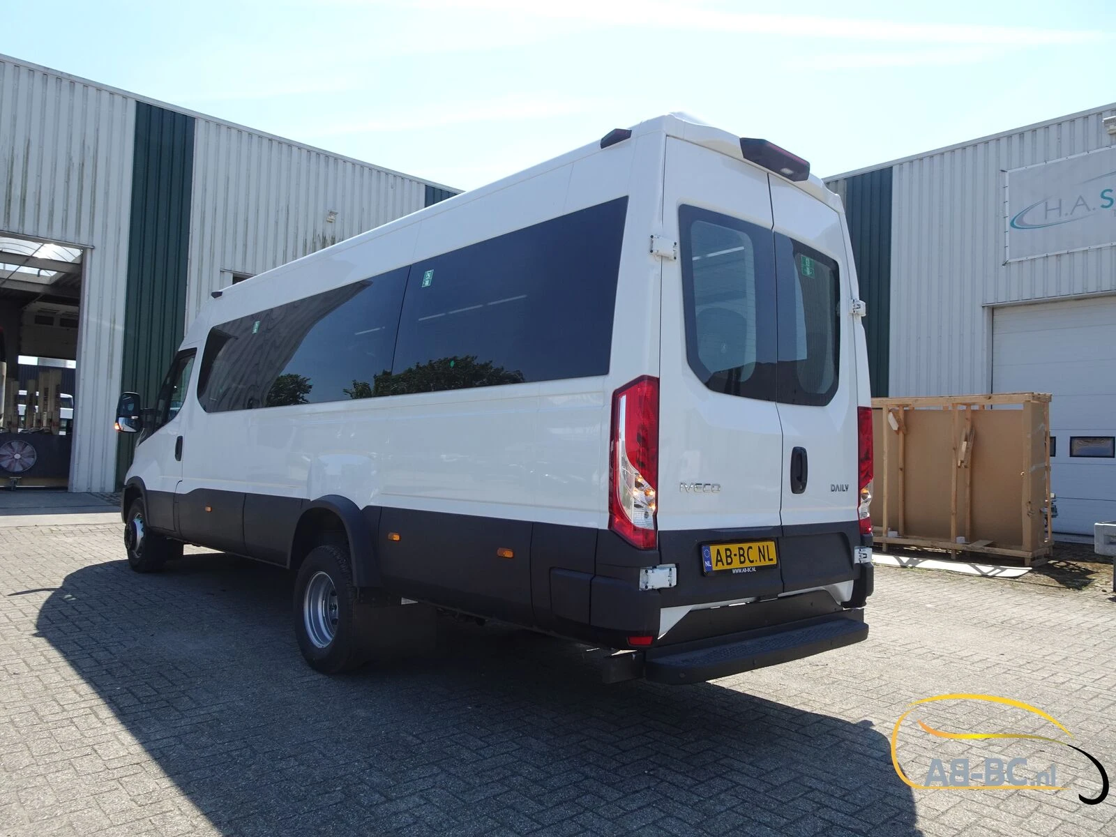 Iveco Daily - 65C18HA8 NEW Automatic 24 seats afbeelding 13