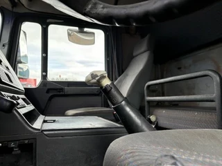 MAN 26.414 1999 - FNL-T (6-CILINDERHEADS) 6x4 CHASSIS (EURO 2 / ZF16 MANUAL GEARBOX / REDUCTION AXLES) bild 8