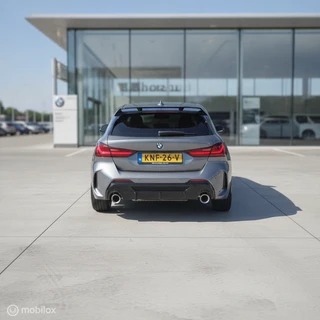 BMW 1 Series 2022 - 118i M Sport Business | NAV | Camera| Automaat obrazek 13