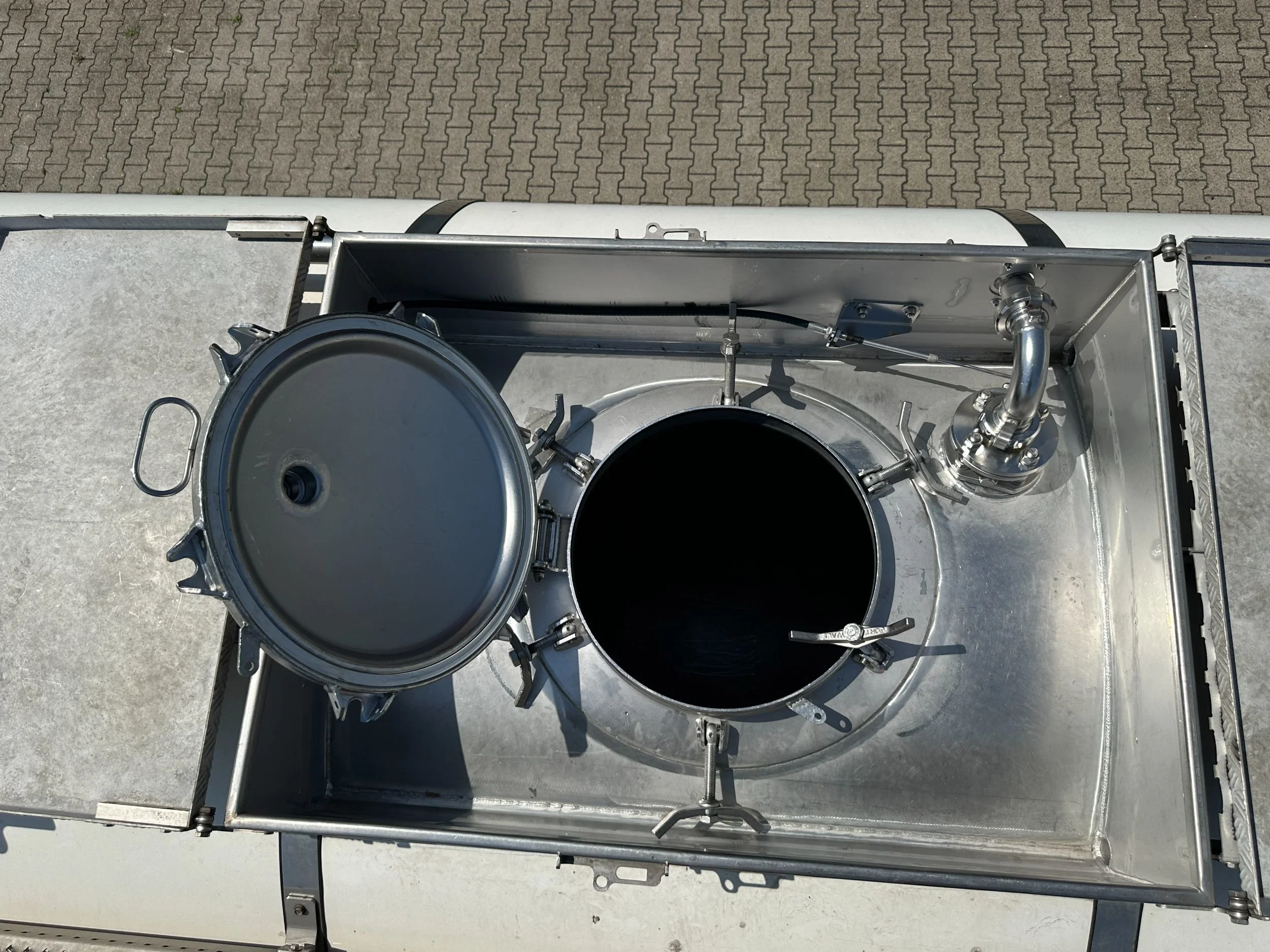 Van Hool 2014 - FOOD / LEBENSMITTEL / empty weight: 5.860kg / 29.500L / 1-comp.+ 1 baffel / discbrakes / NL / APK: 05/2027 afbeelding 33