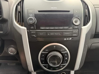 Isuzu D-Max 2020 - 1.9 AWD Extented LS Dubbel Cabine Automaat 163pk NAP afbeelding 9