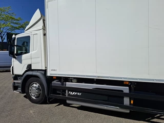 Scania P 2017 - P320 / HYBRIDE / ONLY:294233 KM / LIFT+LENKACHSE / SCHMITZ ISOLATED BOX / PLATFORM / LWDS / NAVI / XENON / AUTOMATIC / EURO-6 / 2017 image 12