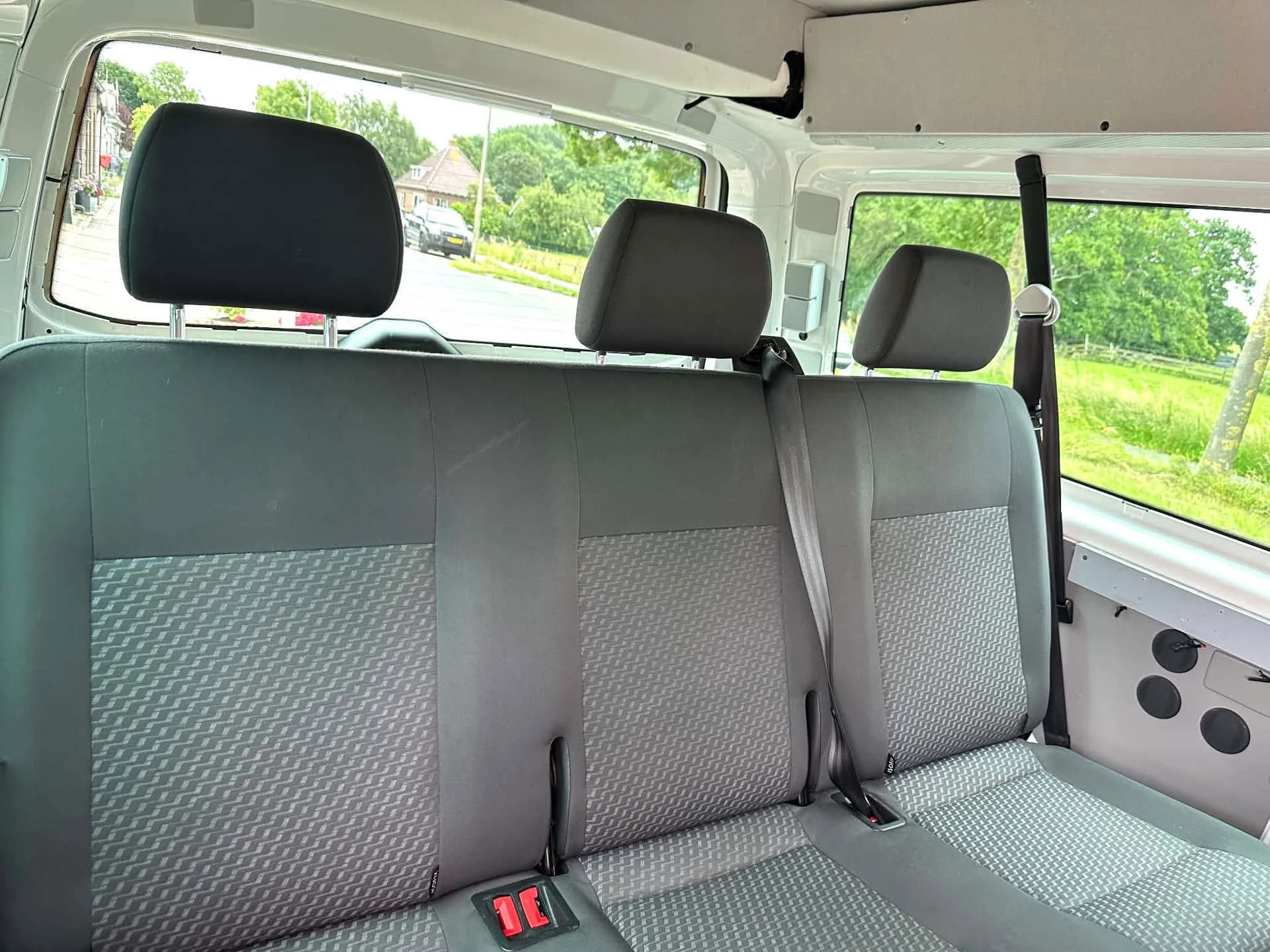Volkswagen Transporter 2014 - Kombi 2.0 TDI L2H2 AUTOMAAT MARGE 9 PERSOONS afbeelding 23
