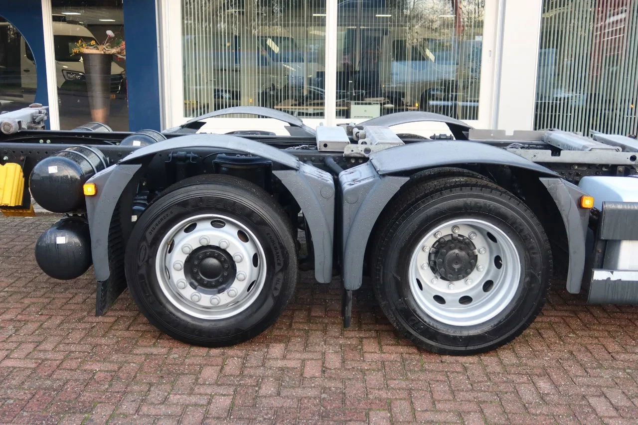 MAN TGX 2022 - 26.510 6x2 Intarder. Volledige luchtvering afbeelding 4