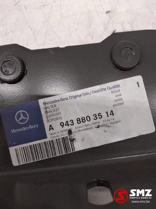 Mercedes-Benz N/A - Occ voorbumperbevestiging rechts Mercedes Actros M изображение 3