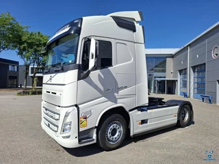 Volvo FH 2021 - FH5-500 / VEB+ / 566009 KM / I-PARKCOOL / NB CHASSIS / DOUBLE TANK / FULL-SPOILER / 2XBED / FRIDGE / LWDS / AUTOMATIC / EURO-6 / 2021 te koop