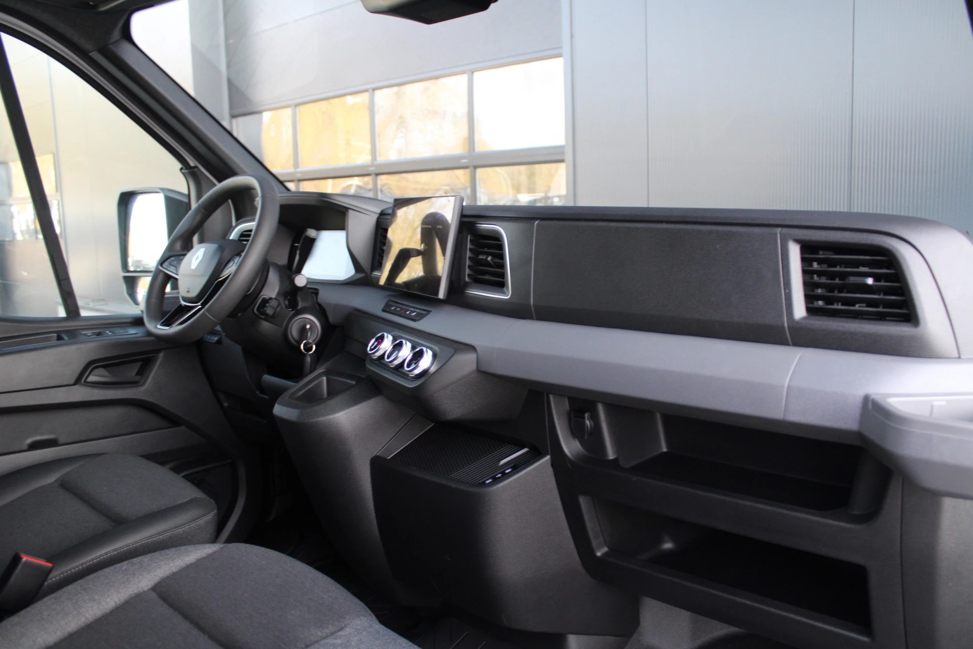 Renault Master 2026 - E-Tech T35 L3H2 Advance Long Range 87 kWh 143pk - Camera - Trekhaak - Cruise - LED - Carplay/Android - Rijklaar Bild 39