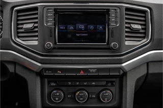 Volkswagen Amarok 2020 - Highline V6 3.0 TDI 4x4 | 258 PK | 1ste Eigenaar | LED | Camera | Carplay | Cruise | Trekhaak | Airco image 19