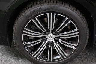 Volvo V60 2019 - 2.0 T5 250pk Automaat Inscription afbeelding 2 miniatuur