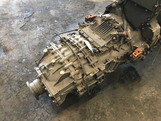 Iveco Stralis 2005 - 8869901 ZF 12AS2301 400 MODULATOR 42536890 imagen 1