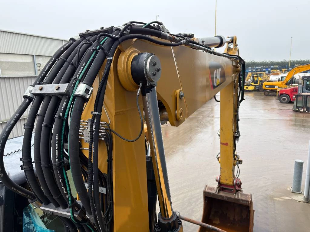 Cat 2015 - M318F afbeelding 37
