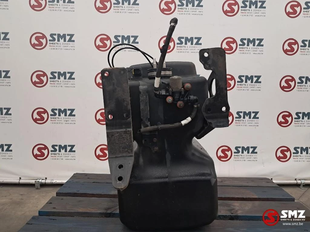 MAN 2018 - Occ AdBluetank 80L + AdBlueniveausensor MAN Bild 2