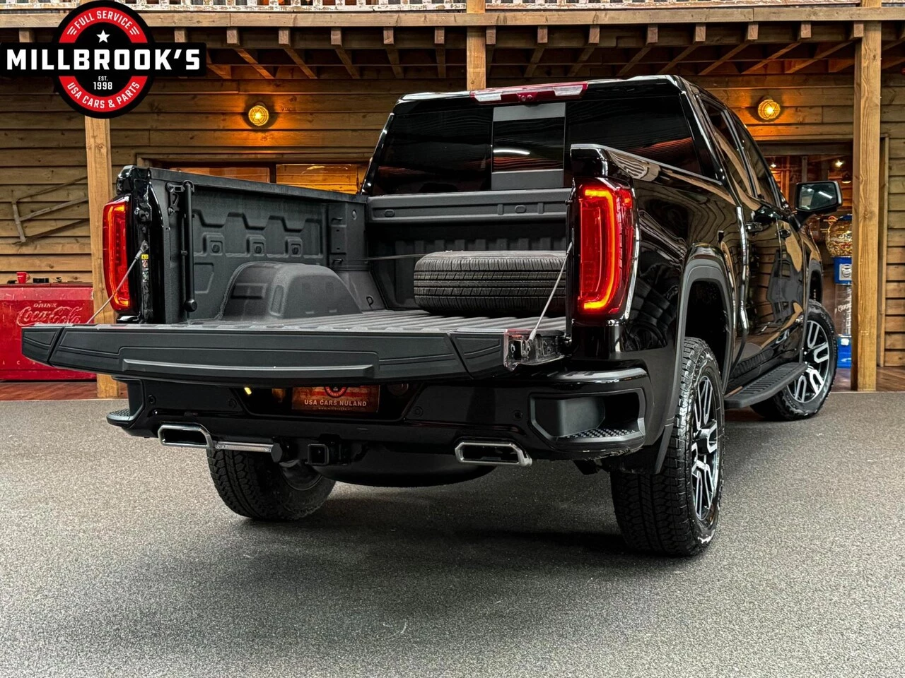 GMC Sierra 2024 - AT4 6.2 V8 obrázek 13