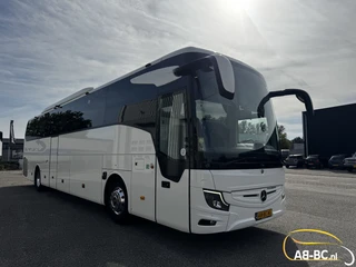 Mercedes-Benz Tourismo RHD - 55 Seats EURO 6 2023 in vendita