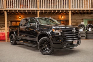 Chevrolet Silverado 2024 - High Country 6.2 V8 image 1