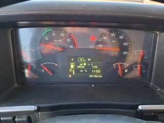 Volvo FM11-450 2011 - / HYDRAULICS / VEB / GOOD TYRES / AUTOMATIC / EURO-5 / 2011 obrazek 16