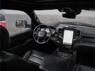 Dodge Ram 1500 2022 - 5.7 V8 4x4 Crew Cab Limited Night immagine 5