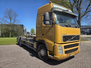 Volvo FH 2008 - FH400 6X2 Globetrotter Euro 5 10 Tyres image 2