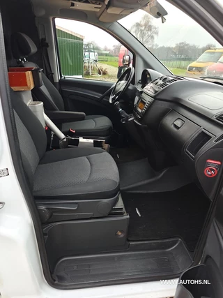 Mercedes-Benz Vito 2015 - 113 CDI 320 Lang/hoog Automaat , 1e Eig , 136 PK ,Apk maart 2027 , Airco , cruise , mooie bus. obrazek 22