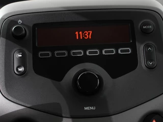 Peugeot 108 2021 - 1.0 e-VTi Active afbeelding 3 miniatuur