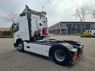 Volvo FM5-460 2022 - / VEB+ / DOUBLE TANK / NAVI / LWDS / PARK-AIRCO / FRIDGE / FULL-SPOILER / AUTOMATIC / EURO-6 / 2022 bild 3