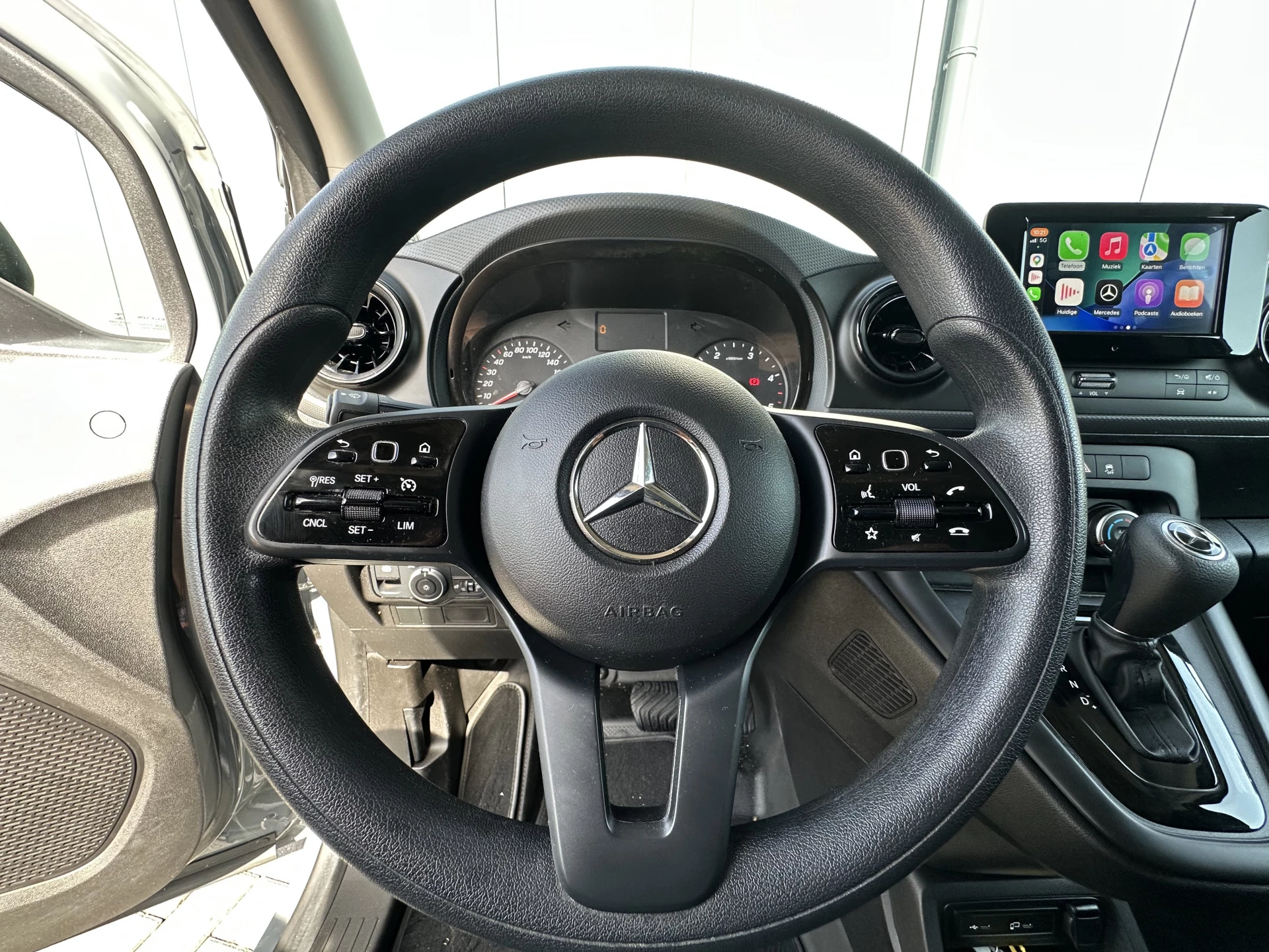 Mercedes-Benz Citan 2023 - 110 CDI AUTOMAAT / L1H1 / 1e EIG. / CAMERA / AIRCO / CRUISE / CARPLAY / ZEER NETJES! immagine 10