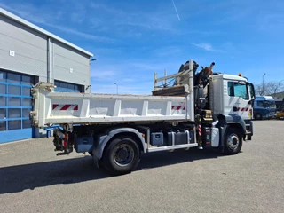 MAN TGS 2014 - 18.360 / FASSI F135 REMOTED CRANE / TIPPER / BIG AXLE / FULL-STEEL / DRUM BRAKES / 211690 KM / AIRCO / FRIDGE / AUTOMATIC / EURO-5 / 2014 obrazek 11